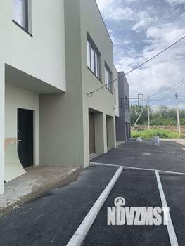 Таунхаус 137м², 2-этажный, участок 2 сот.