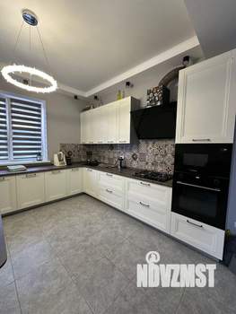 Дом 180м², 2-этажный, участок 4 сот.