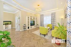 Дом 203м², 2-этажный, участок 9 сот.