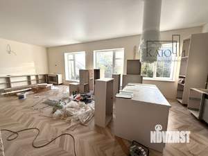 Дом 290м², 2-этажный, участок 8 сот.