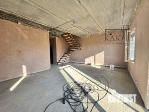 Дом 140м², 2-этажный, участок 5 сот.