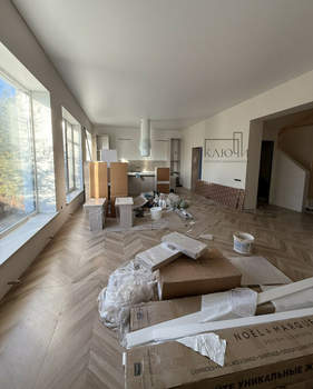 Дом 290м², 2-этажный, участок 8 сот.