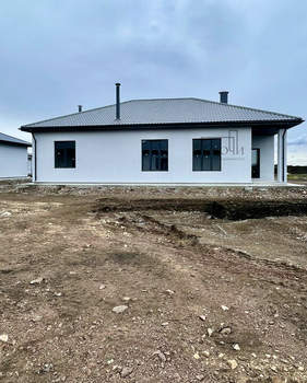 Дом 180м², 1-этажный, участок 6 сот.