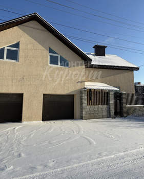 Дом 294м², 3-этажный, участок 4 сот.