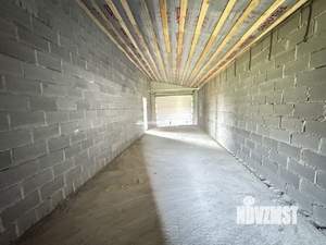 Дом 176м², 2-этажный, участок 72 сот.