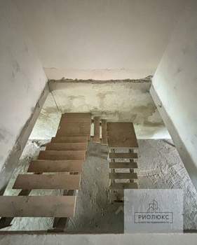 Дом 156м², 2-этажный, участок 4 сот.