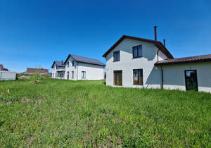 Дом 140м², 2-этажный, участок 4 сот.