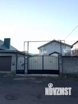 Дом 206м², 2-этажный, участок 9 сот.  