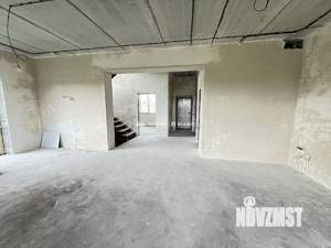 Дом 220м², 2-этажный, участок 5 сот.  