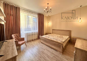 Дом 271м², 3-этажный, участок 3 сот.  