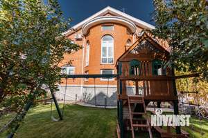 Дом 480м², 2-этажный, участок 11 сот.  