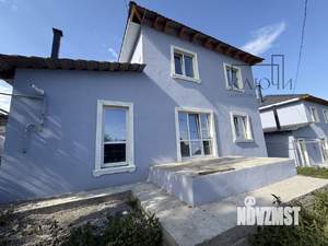 Дом 172м&sup2;, 2-этажный, участок 4 сот.  