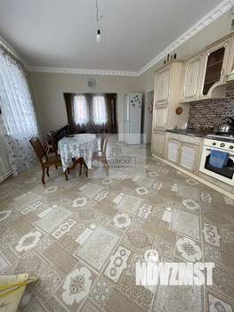 Дом 363м², 3-этажный, участок 13 сот.  