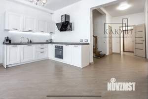 Дом 166м&sup2;, 2-этажный, участок 6 сот.  