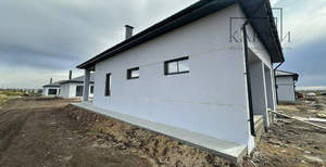 Дом 180м², 1-этажный, участок 6 сот.  