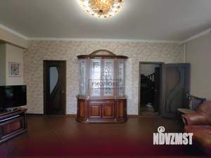 Дом 338м², 2-этажный, участок 12 сот.  