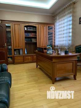 Коттедж 415м², 3-этажный, участок 14 сот.  