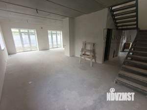 Дом 230м², 2-этажный, участок 5 сот.  