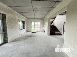 Дом 220м², 2-этажный, участок 5 сот.  