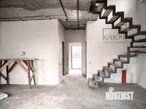 Дом 175м², 2-этажный, участок 4 сот.  