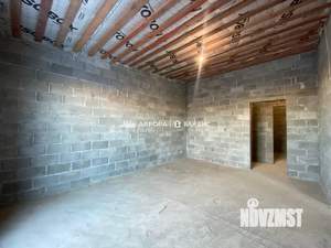 Дом 240м&sup2;, 2-этажный, участок 4 сот.  