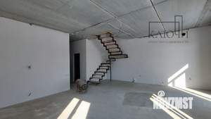 Дом 180м², 2-этажный, участок 5 сот.  