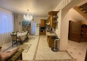 Дом 158м&sup2;, 2-этажный, участок 5 сот.  