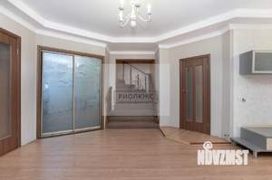 Таунхаус 160м², 3-этажный, участок 2 сот.  