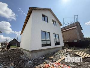 Дом 140м², 2-этажный, участок 5 сот.  