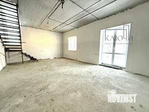 Дом 180м&sup2;, 2-этажный, участок 5 сот.  