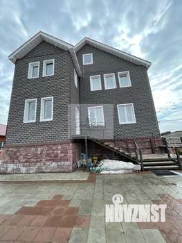 Дом 363м², 3-этажный, участок 13 сот.  