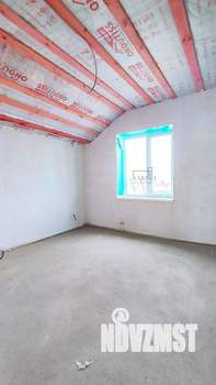 Дом 180м², 2-этажный, участок 5 сот.  
