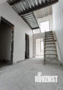 Коттедж 160м², 2-этажный, участок 6 сот.  