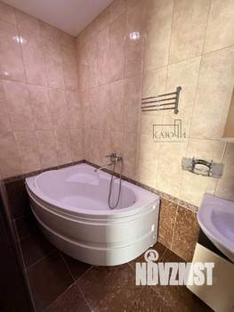 Таунхаус 150м², 2-этажный, участок 1 сот.  