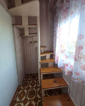 Дом 42м², 2-этажный, участок 6 сот.  