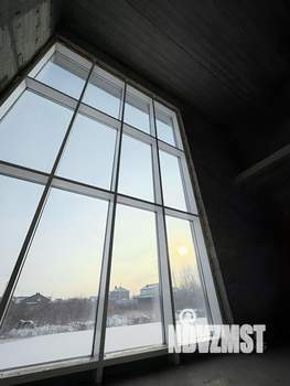 Дом 300м&sup2;, 3-этажный, участок 3 сот.  