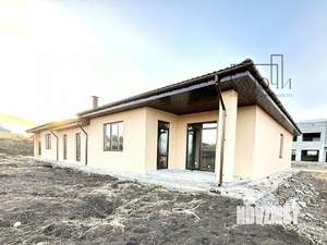 Дом 150м², 1-этажный, участок 8 сот.  