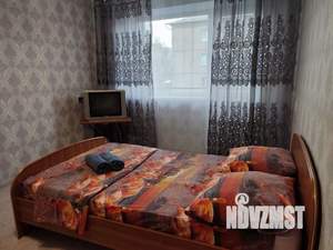 1-к квартира, посуточно, 32м2, 1/1 этаж