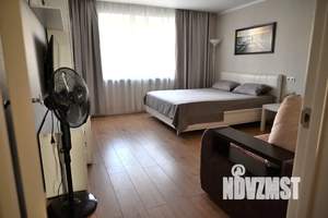 1-к квартира, посуточно, 45м2, 3/9 этаж