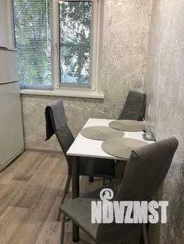 1-к квартира, посуточно, 42м2, 2/5 этаж