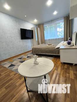 2-к квартира, посуточно, 52м2, 1/5 этаж