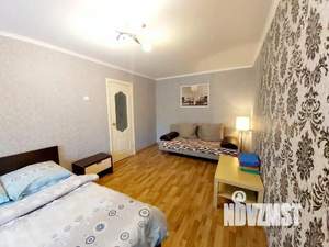 2-к квартира, посуточно, 50м2, 1/1 этаж