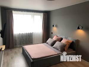 1-к квартира, посуточно, 35м2, 5/5 этаж