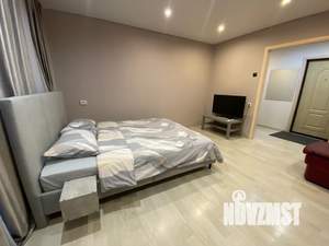 1-к квартира, посуточно, 40м2, 7/10 этаж