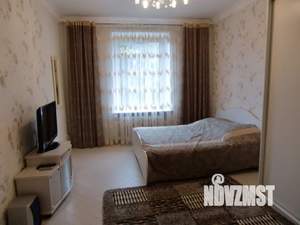 1-к квартира, посуточно, 43м2, 3/6 этаж