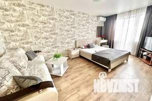 1-к квартира, посуточно, 35м2, 3/9 этаж