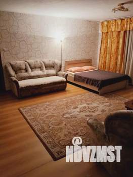 1-к квартира, посуточно, 44м2, 6/10 этаж