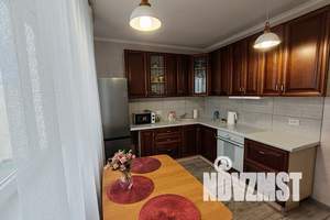 1-к квартира, посуточно, 46м2, 10/10 этаж