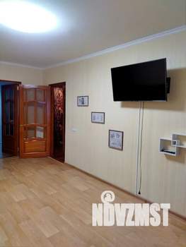 2-к квартира, посуточно, 45м2, 1/5 этаж