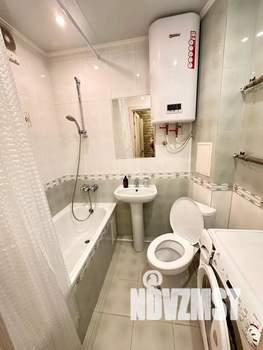 1-к квартира, посуточно, 35м2, 2/9 этаж